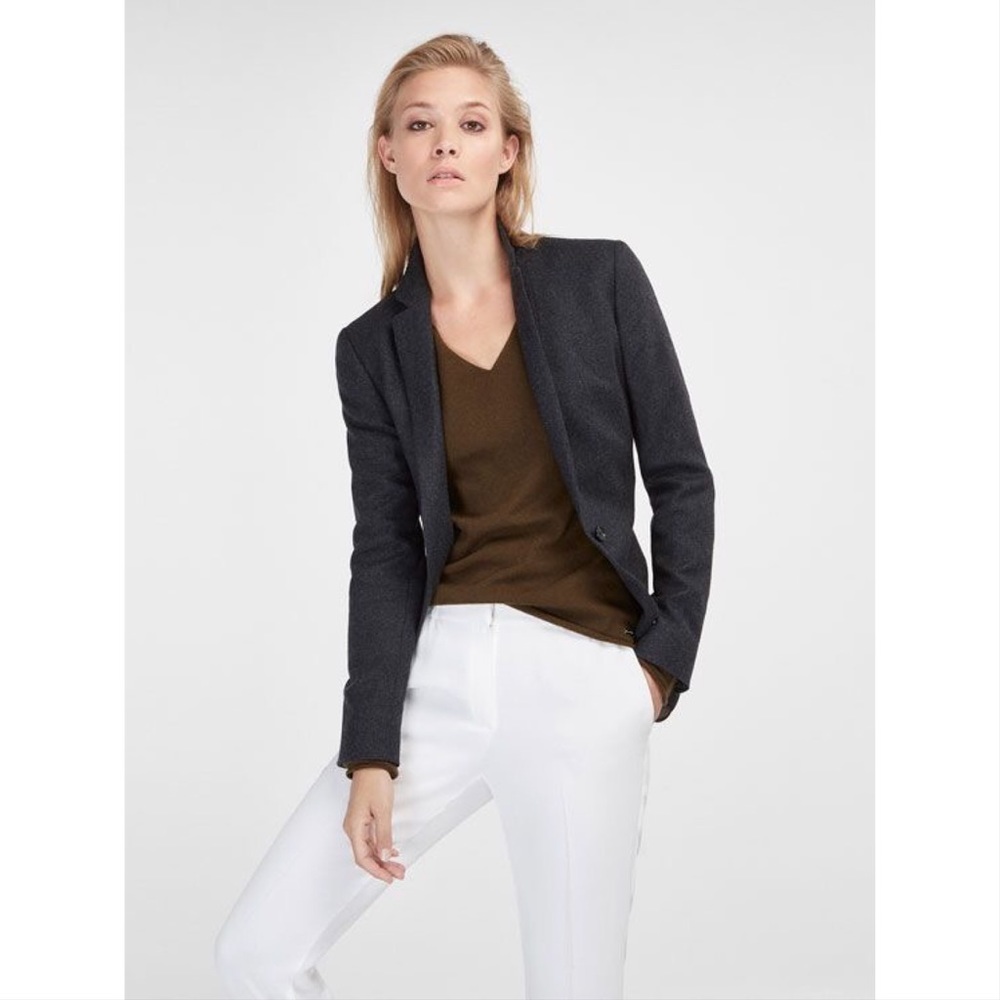 UNITED COLORS OF BENETTON • Pure New Wool Blazer